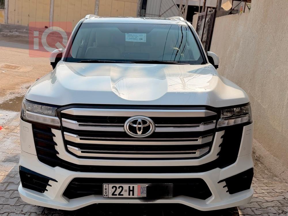 تويوتا لاندكروزر